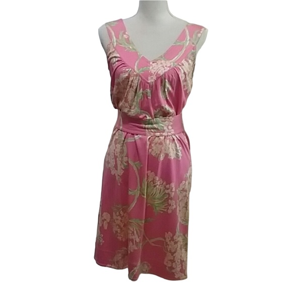 Lilly Pulitzer Dresses & Skirts - Lilly Pulitzer V-Neck Silk Belted Dress Sleeveless